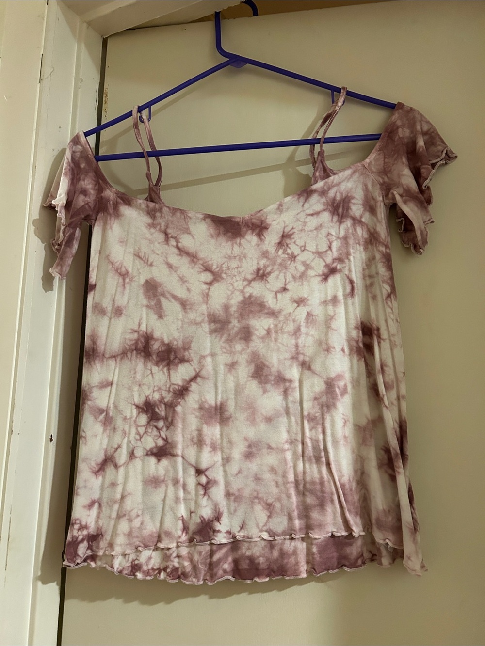 American Eagle Outfitters Mauve Tie-Dye Off-Shoulder Long Sleeve Top